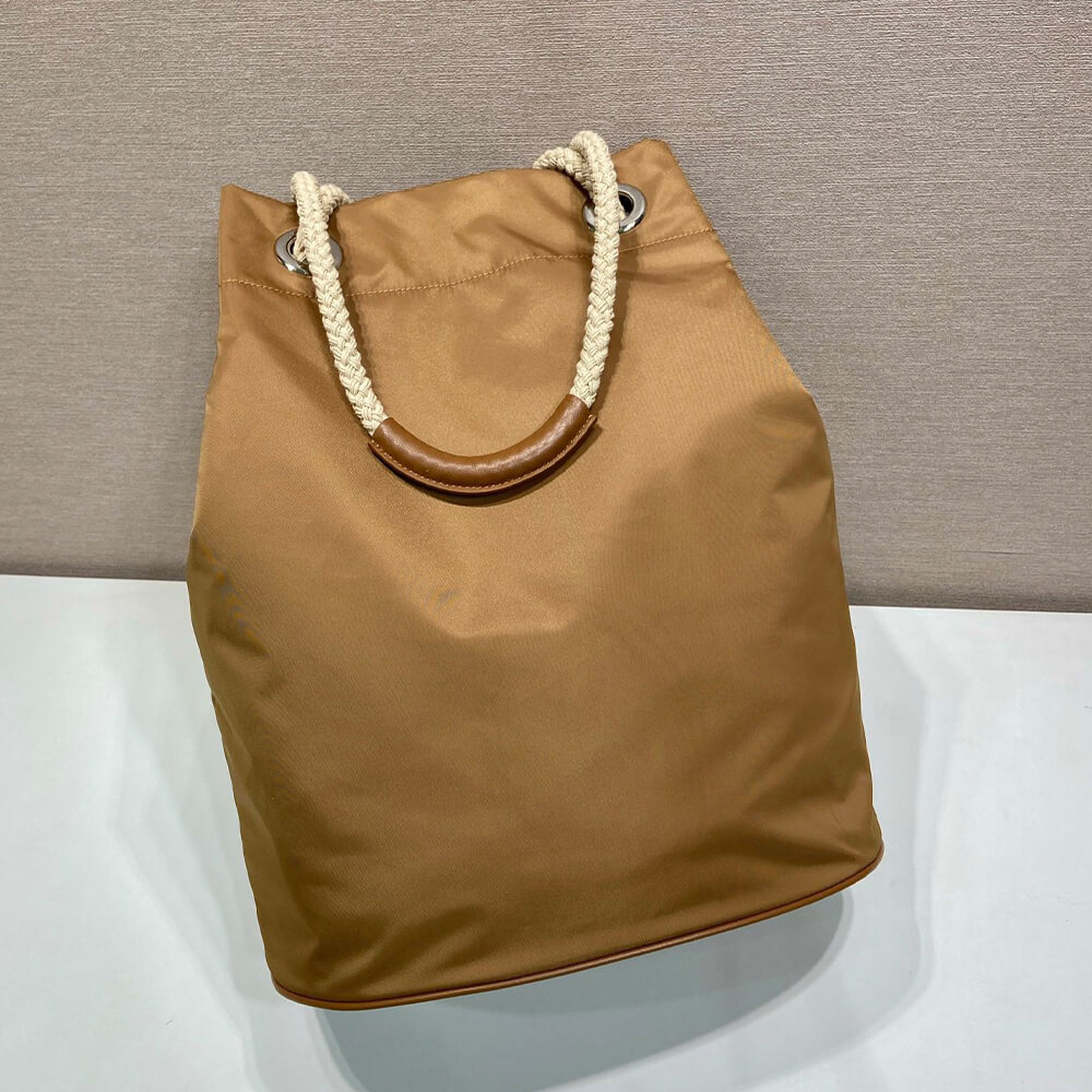 Pra*a Mariner Re-Nylon tote bag(HIGH-END GRADE)