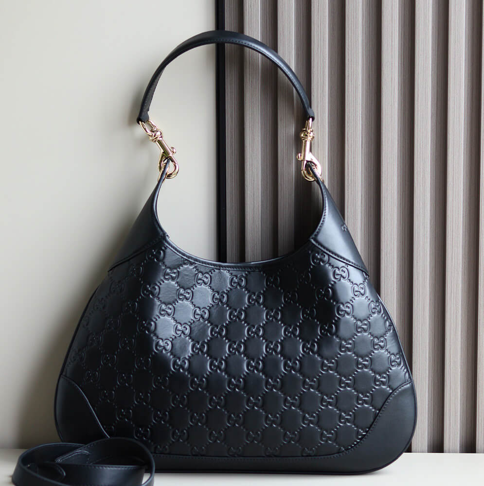 Gvc*1 B medium shoulder bag(HIGH-END GRADE)