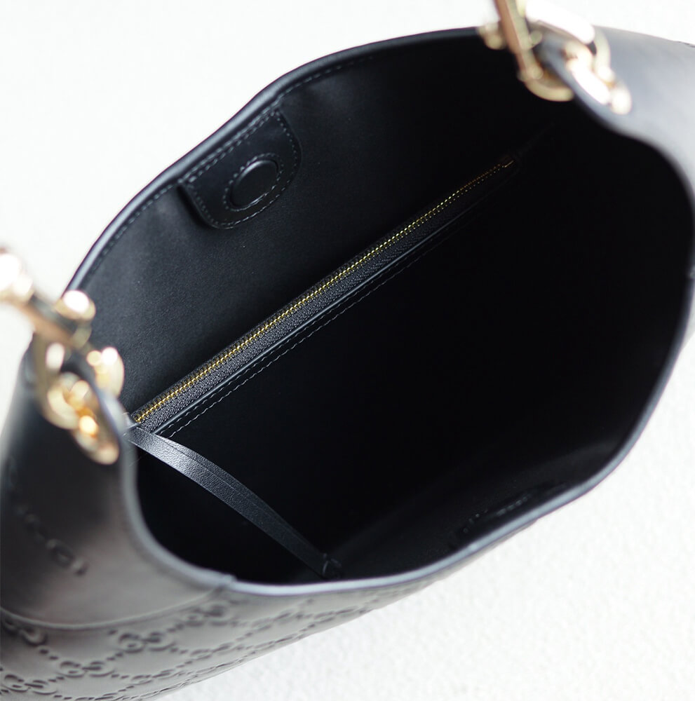 Gvc*1 B medium shoulder bag(HIGH-END GRADE)