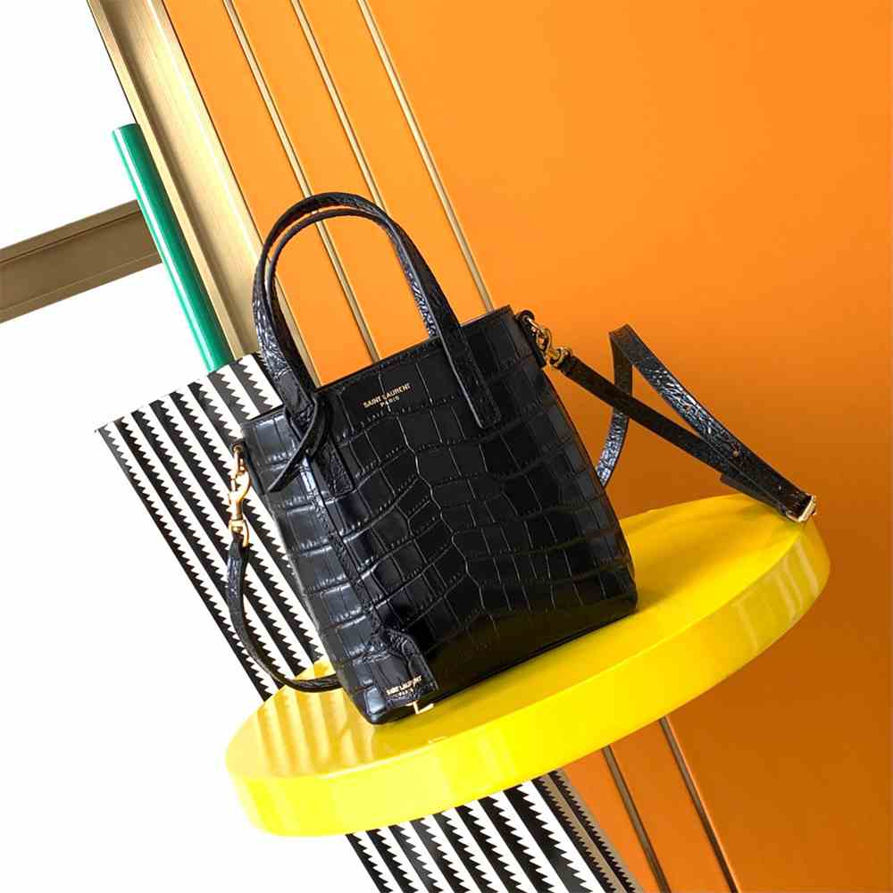 Y51 Mini toy shopping Sa1nt Lau*nt IN CROCODILE-EMBOSSED LEATHER
