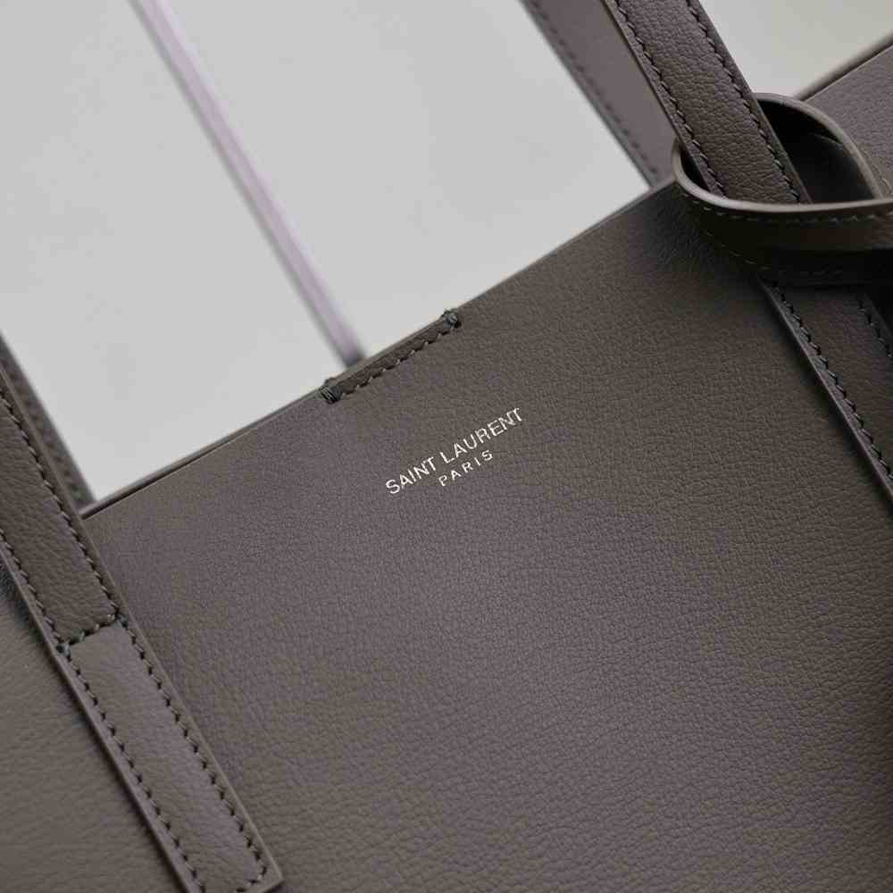 Y51 SHOPPING Sa1nt Lau*nt IN LEATHER