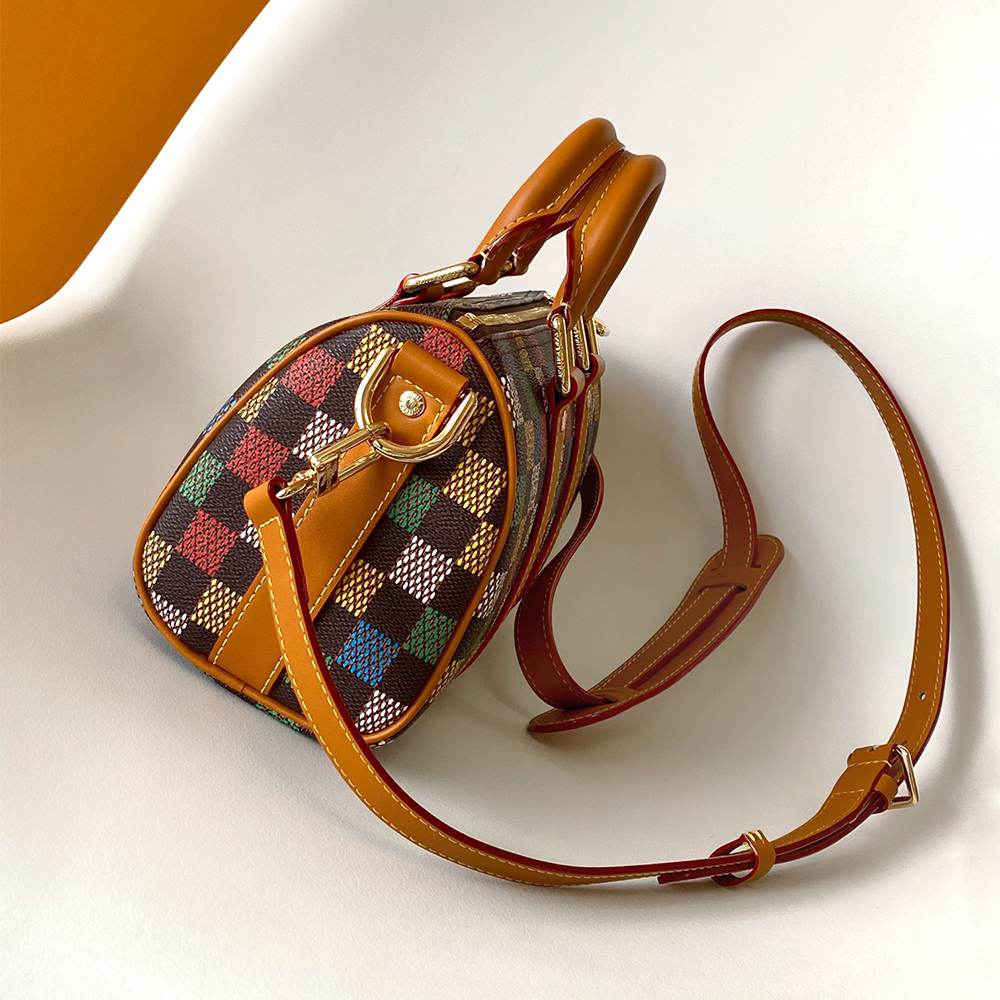 LV Keepall Bandoulière 25