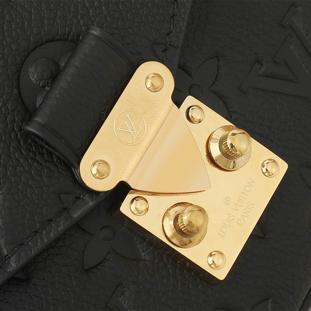 LV Pochette Métis East West