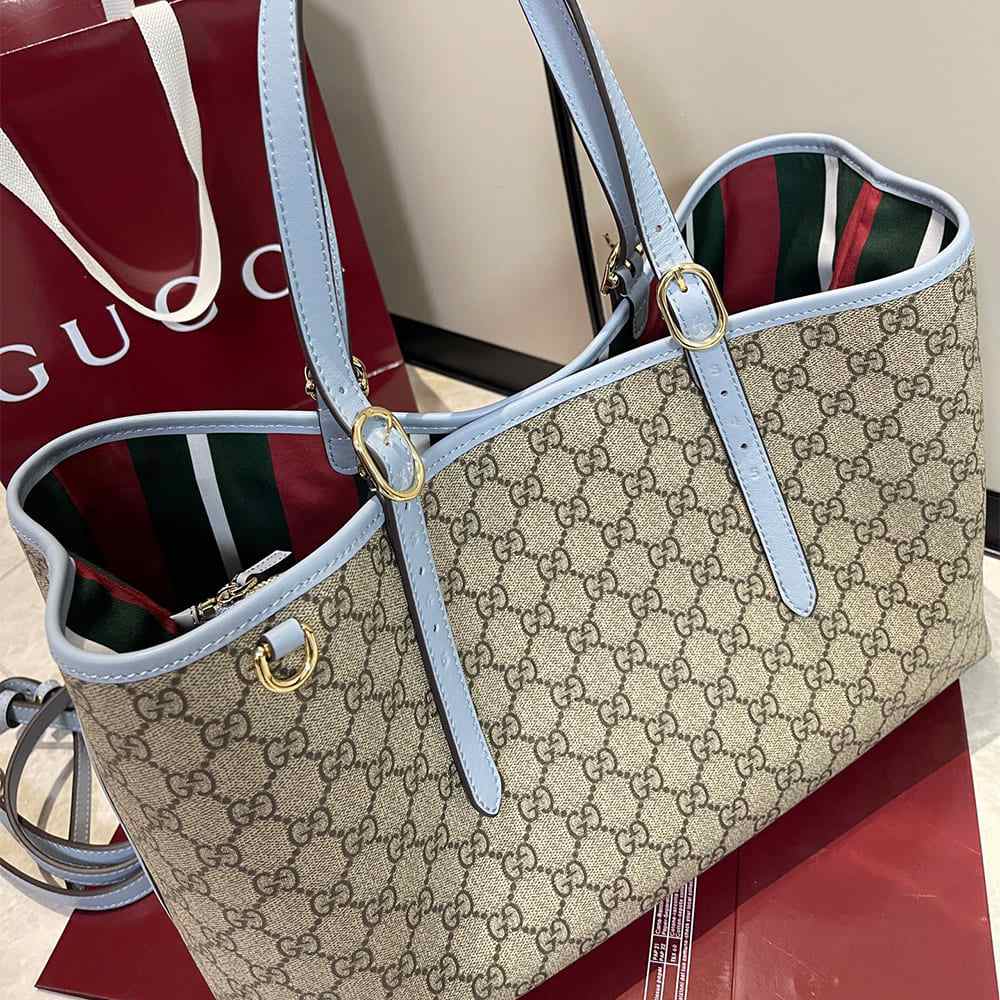 GG Emblem large tote bag