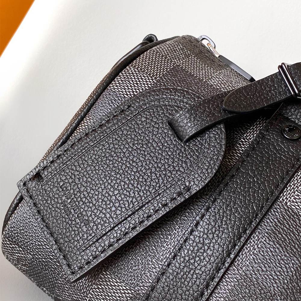 LV Keepall Bandoulière 25