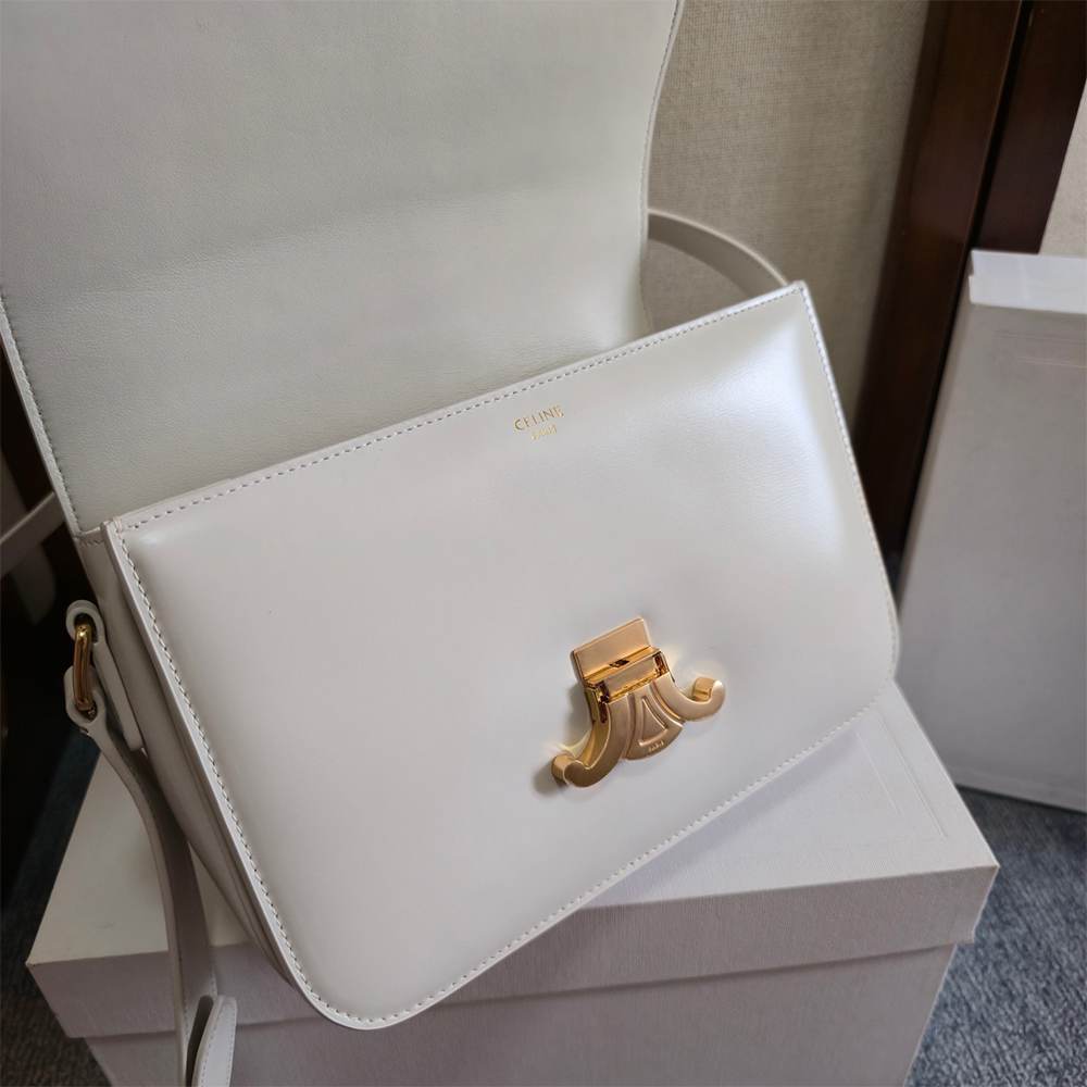 Ce1i*e TEEN TRIOMPHE BAG IN shiny calfskin(HIGH-END GRADE)