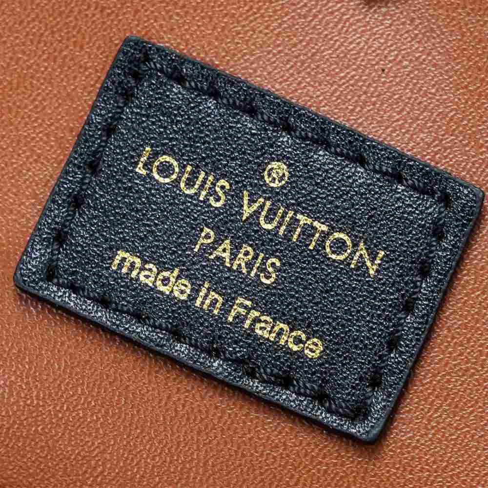 LV Hobo MM