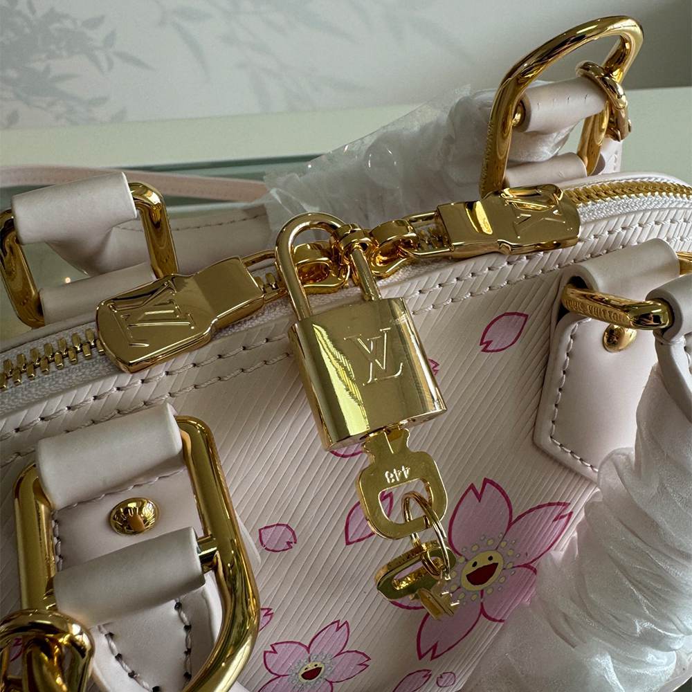 LV x TM Alma BB
