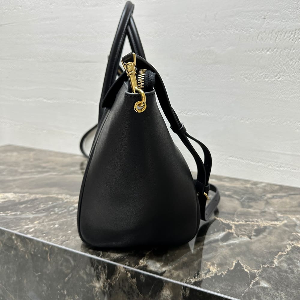 Ce1i*e MEDIUM SMILING NEW LUGGAGE IN S*pPLE SHINY LAMBSKIN(HIGH-END GRADE)