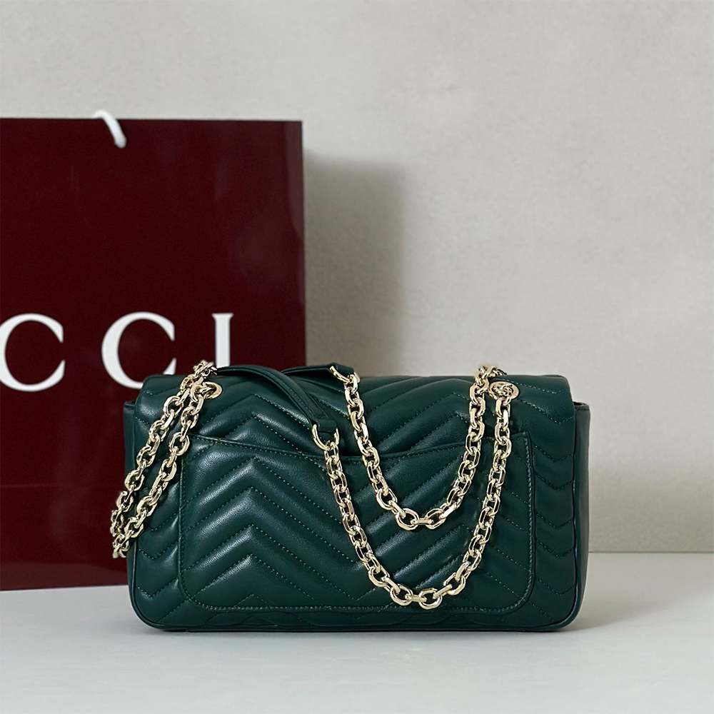 GG Marmont medium shoulder bag