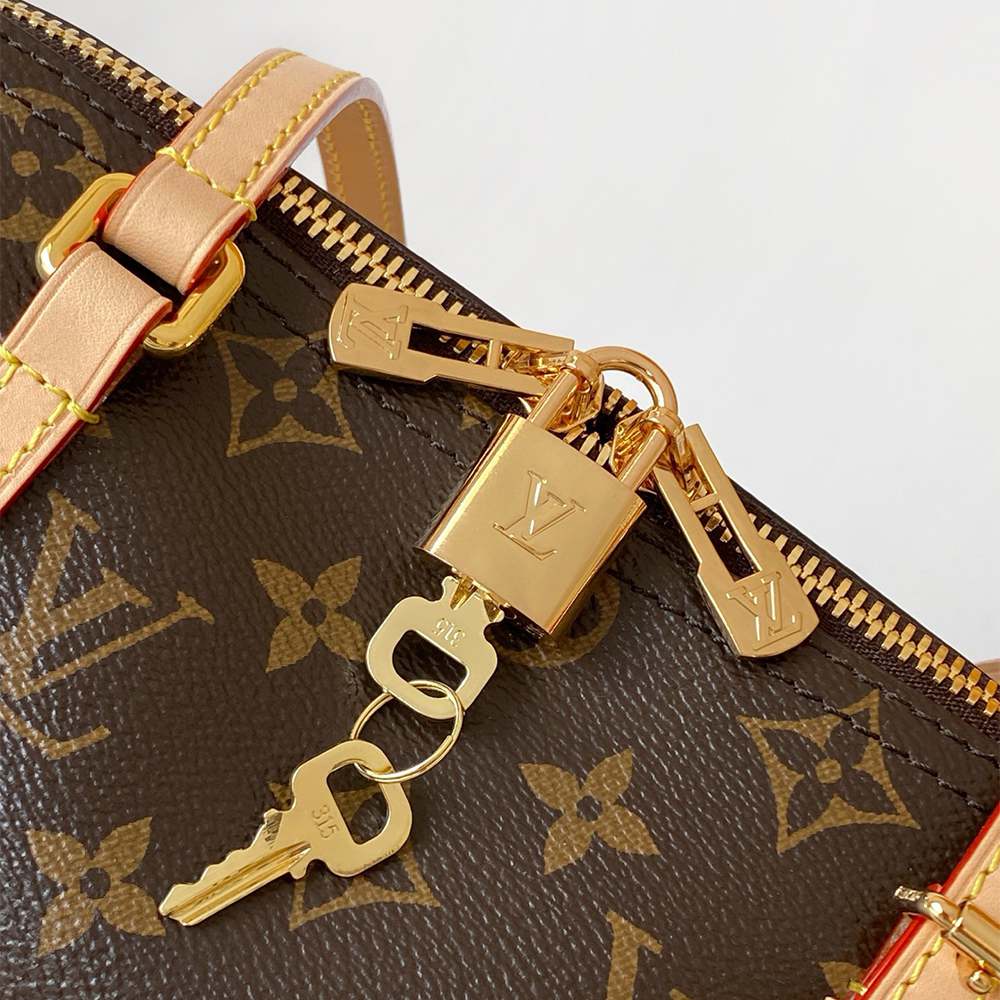LV Squire East West