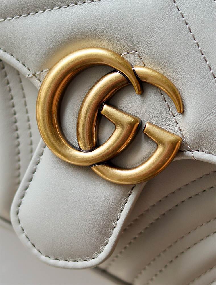GG Marmont medium shoulder bag