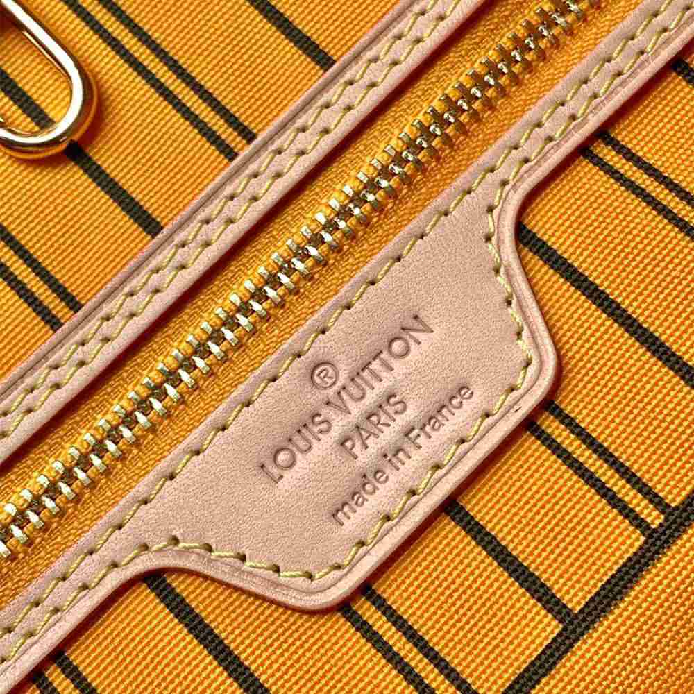 LV Neverfull Bandoulière Inside Out MM