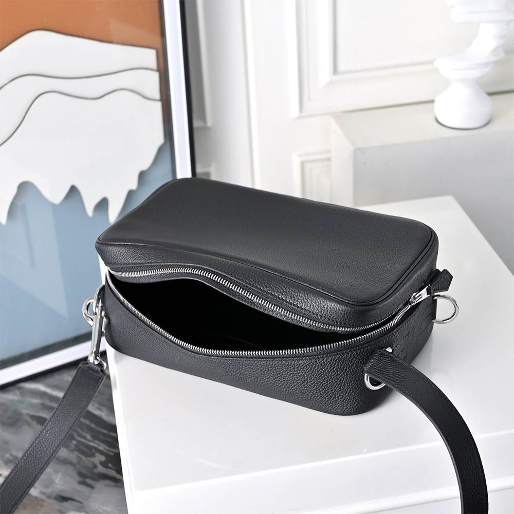H**me5  On-body Mousqueton bag(HIGH-END GRADE)